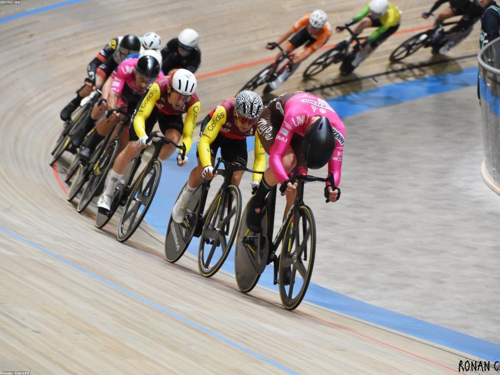 យុទ្ធសាស្ត្រប្រកួតកីឡា: ការច្នៃប្រឌិតនិងការអភិវឌ្ឍន៍