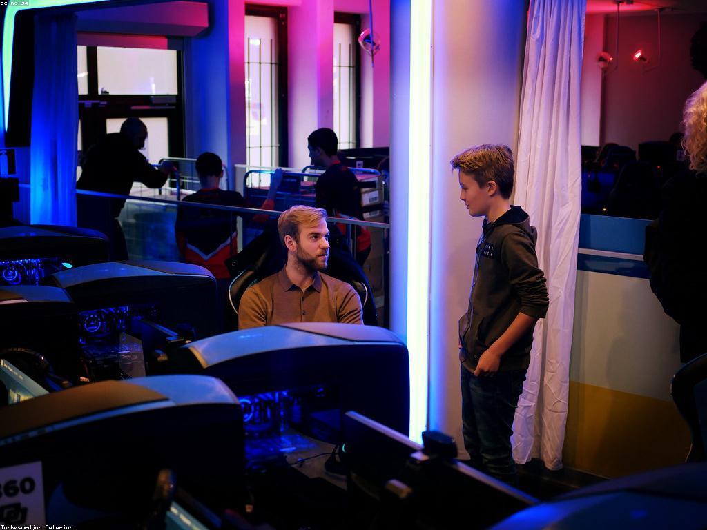 ហ្គេមថ្មី: ការប្រែប្រួលនៃអាជីវកម្មហ្គេម